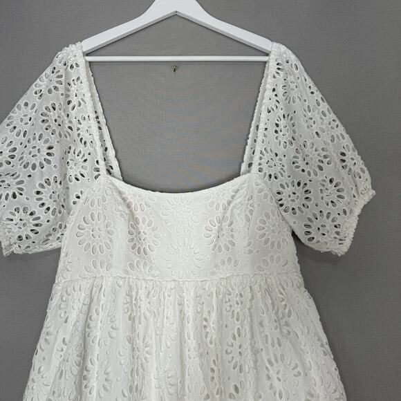 Lilly Pulitzer Kay Dress Womens 12 White Floral Eyelet Babydoll Mini Cottagecore - Picture 2 of 15